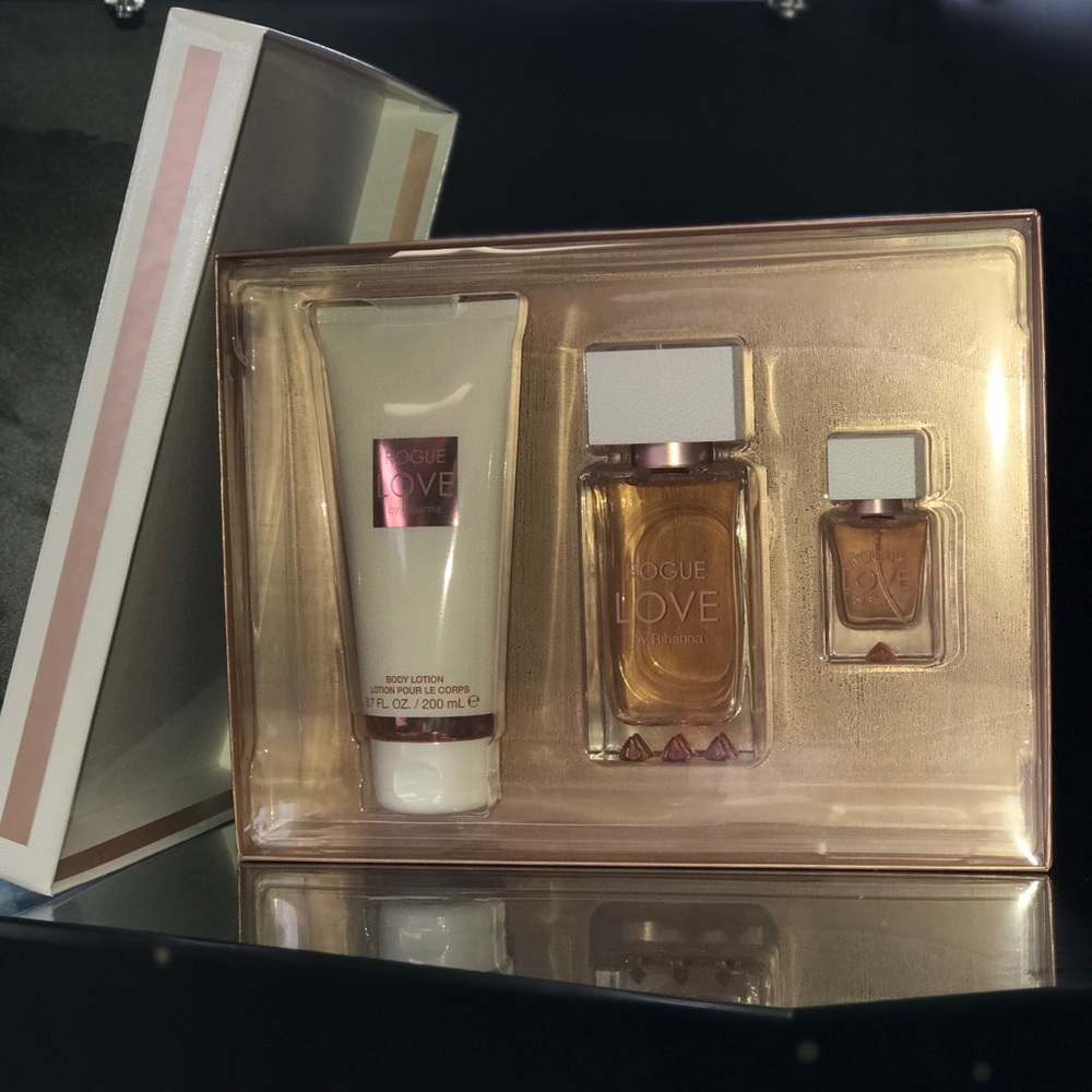 Rogue Love Perfume Pack by Rihanna👑
